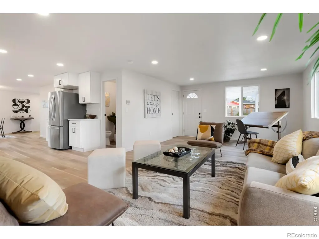 915 Quartz Court Longmont CO 80504