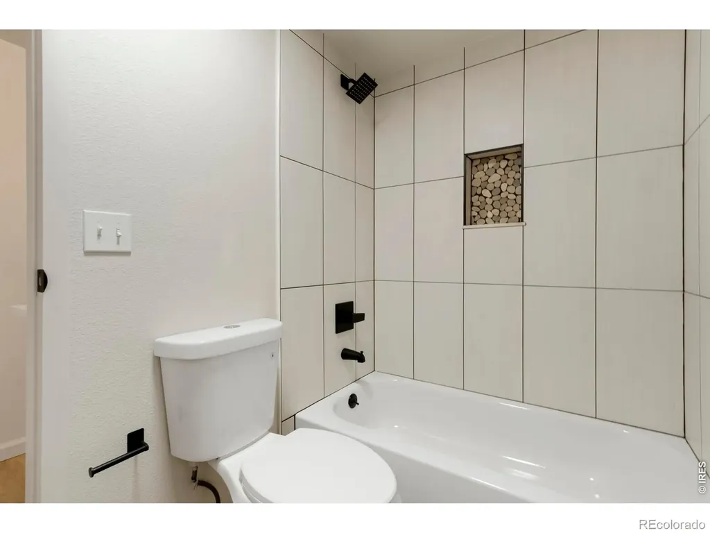 915 Quartz Court Longmont CO 80504