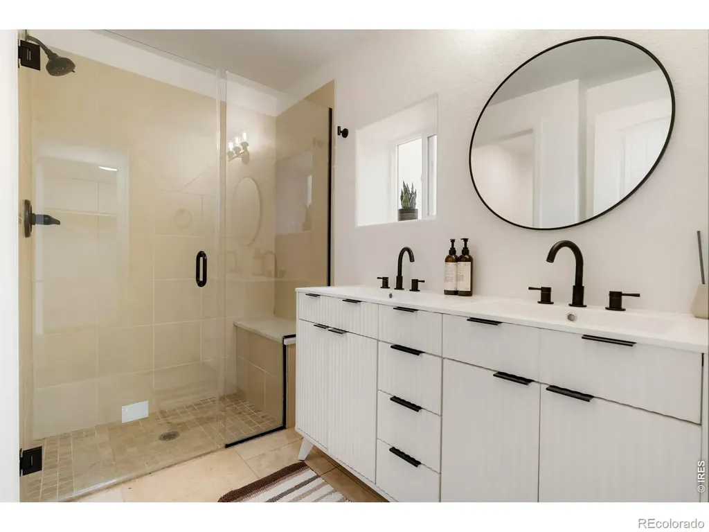814 Baker Street Longmont CO 80501