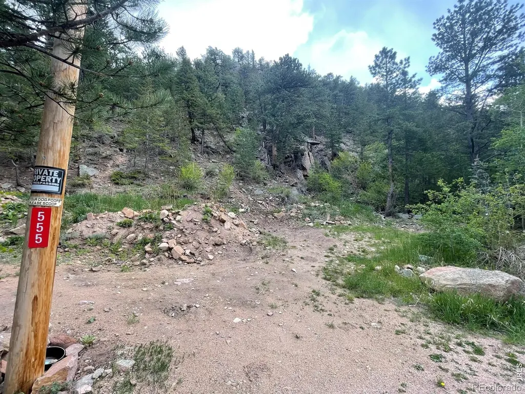 555 Riverside Drive Lyons CO 80540