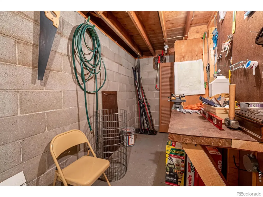 348 Crown Point Drive Bellvue CO 80512