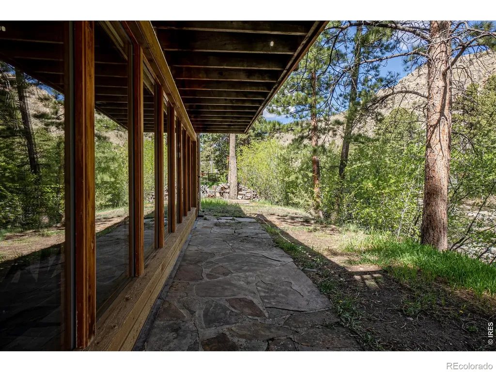 348 Crown Point Drive Bellvue CO 80512