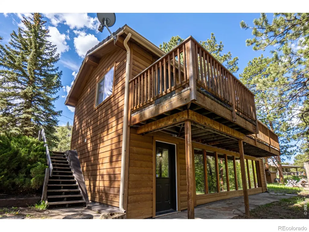 348 Crown Point Drive Bellvue CO 80512