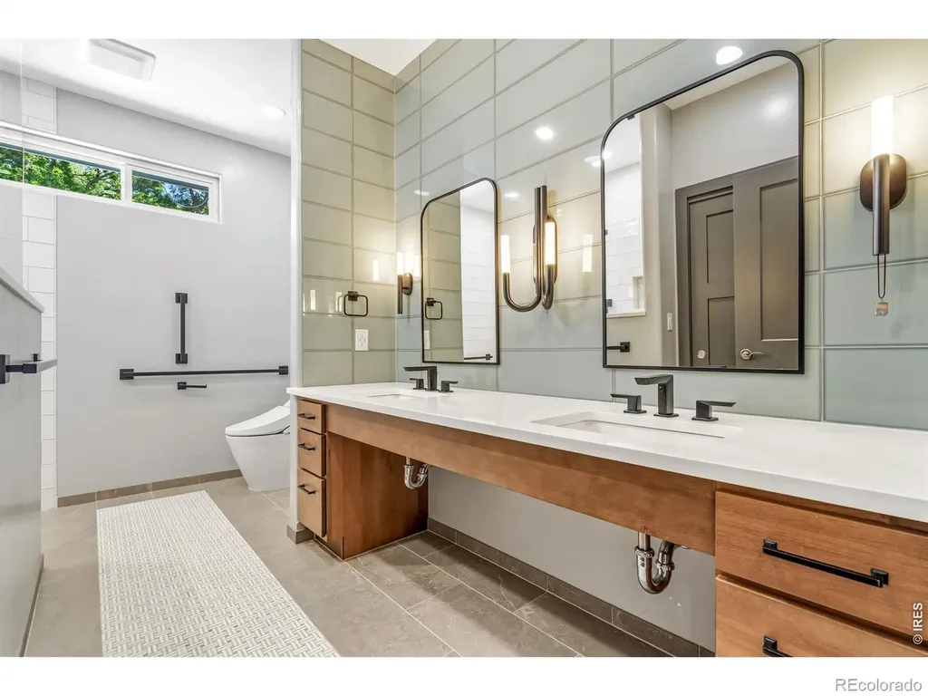 1329 E 7th Street Loveland CO 80537