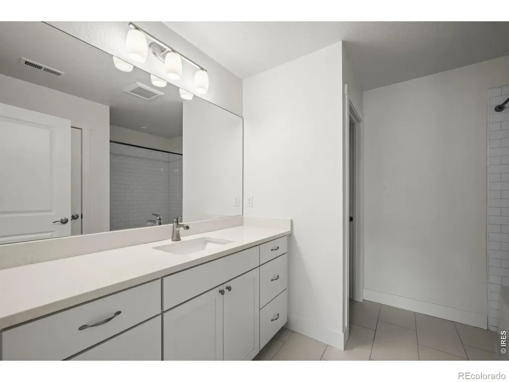 747 Robert Street Longmont CO 80503