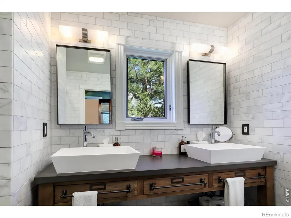 5575 Saint Vrain Road Longmont CO 80503