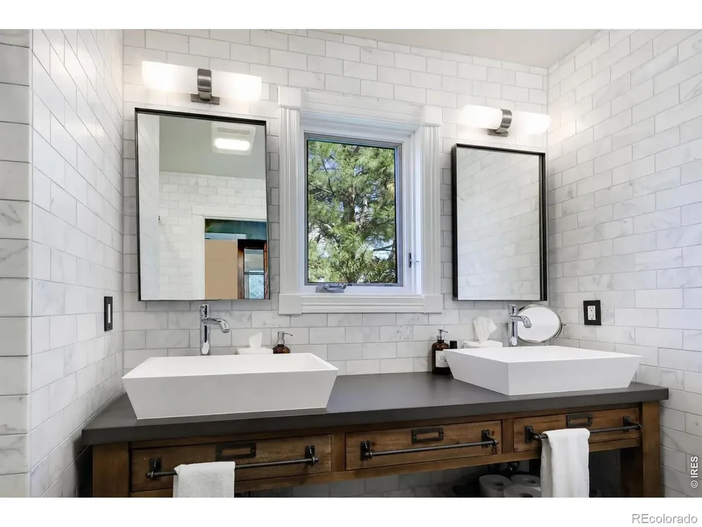 5575 Saint Vrain Road Longmont CO 80503