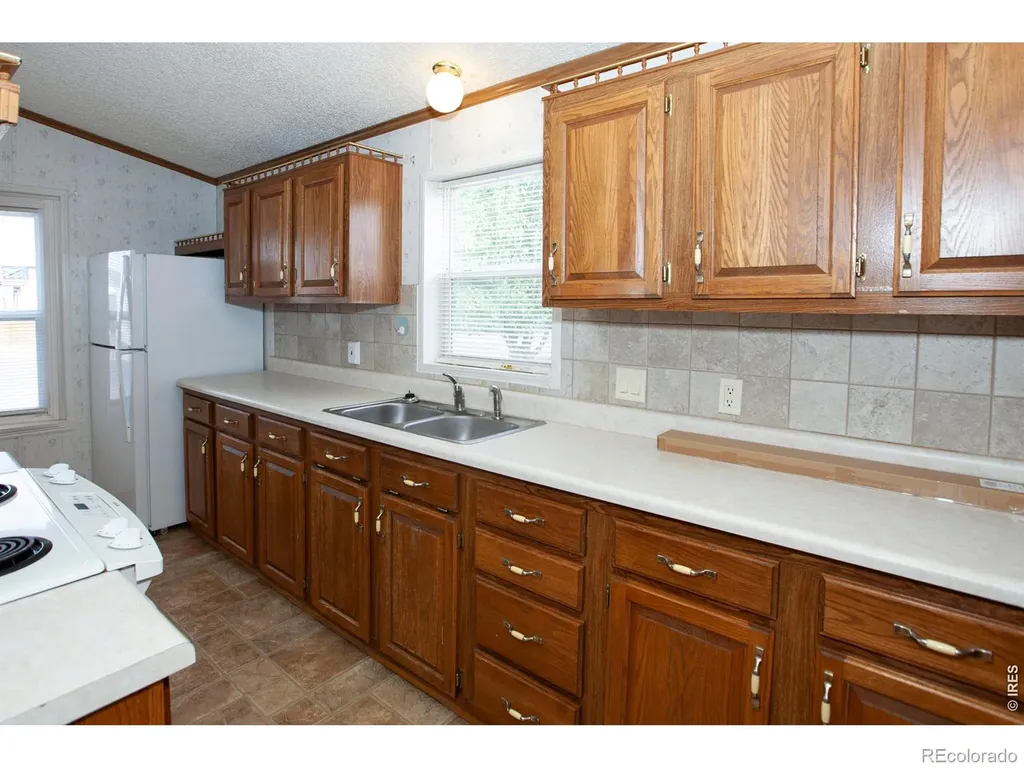 112 N 5th Avenue Sterling CO 80751