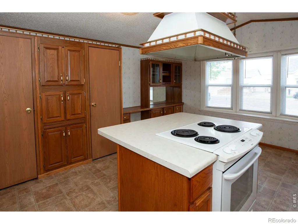 112 N 5th Avenue Sterling CO 80751