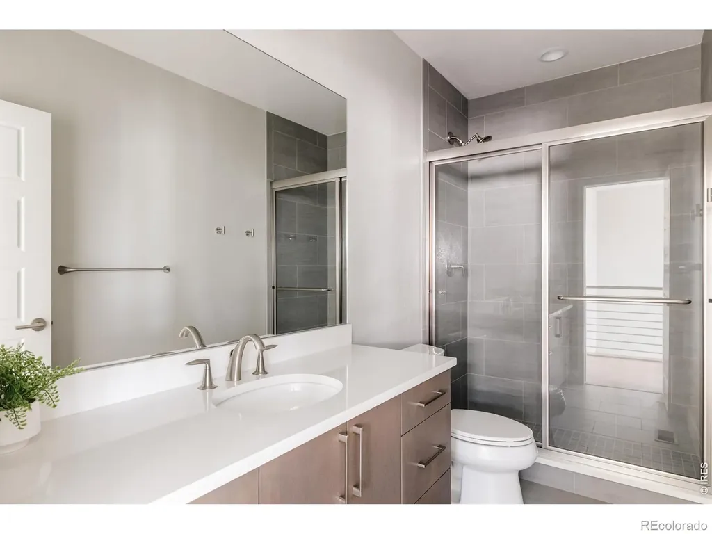 6358 N Elmira Court Denver CO 80238