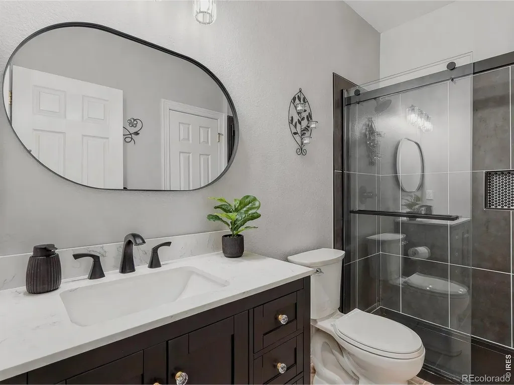 615 Americana Road Longmont CO 80504