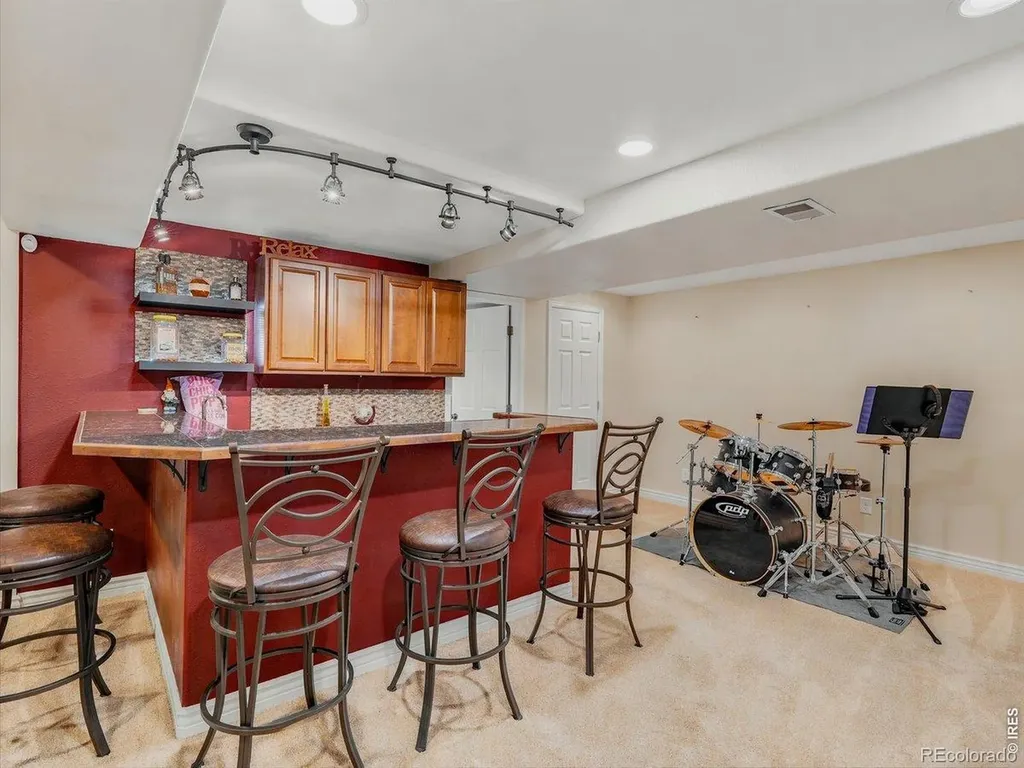 615 Americana Road Longmont CO 80504