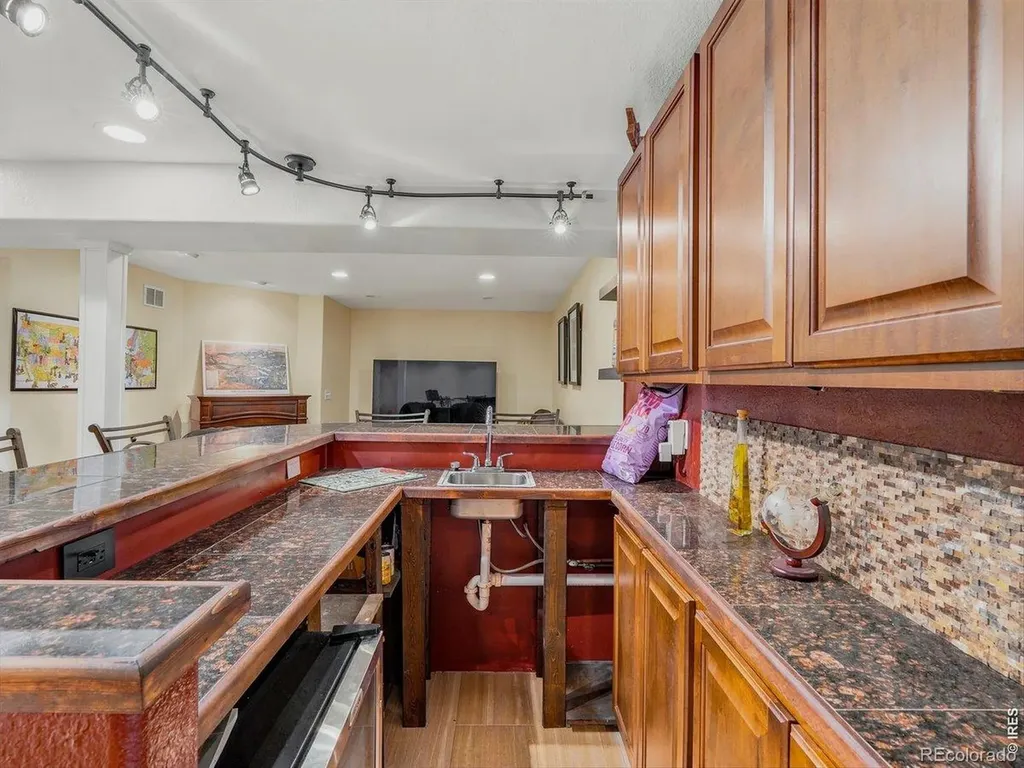 615 Americana Road Longmont CO 80504