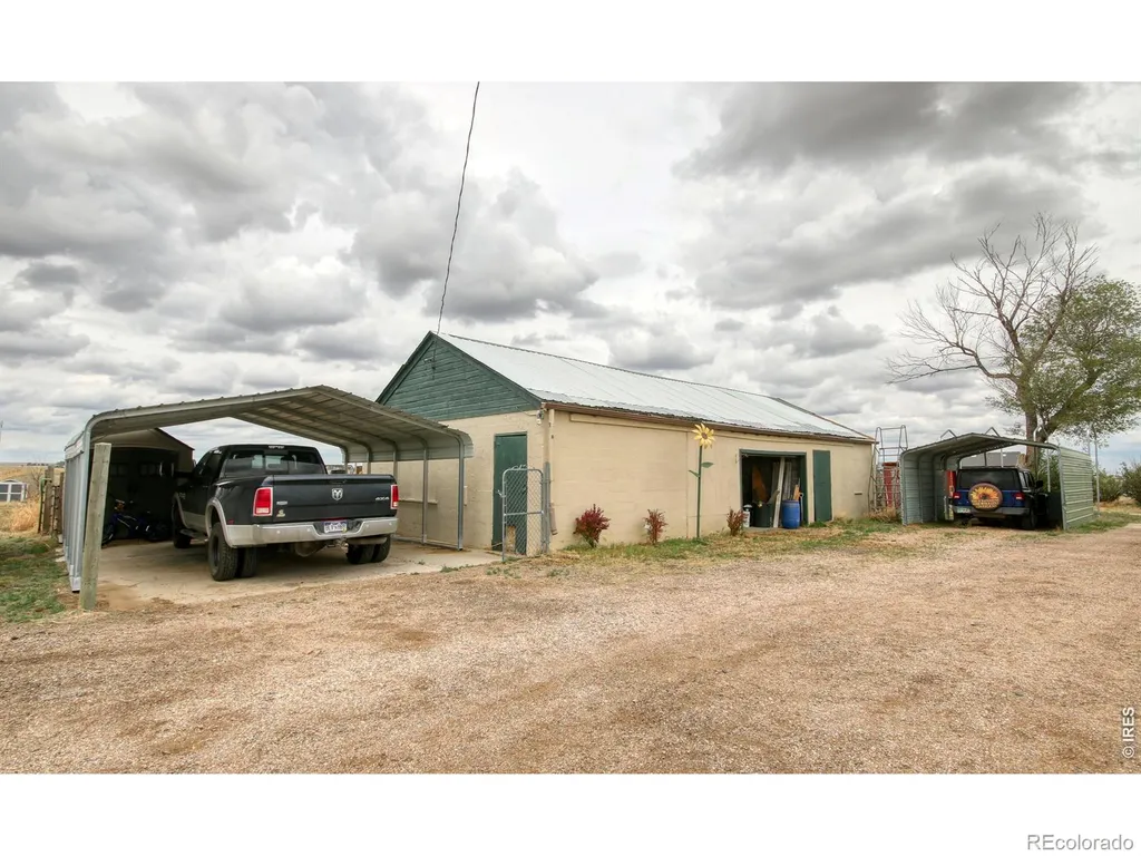 7513 County Road 6 Wiggins CO 80654