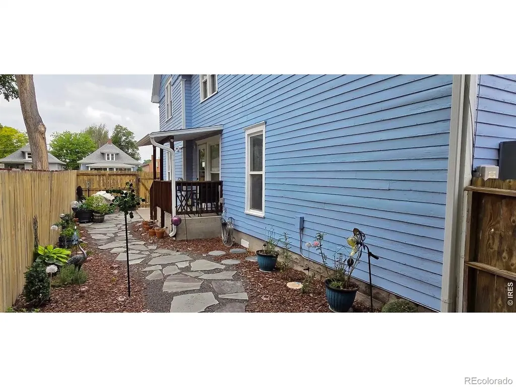 305 S 3rd Avenue Sterling CO 80751