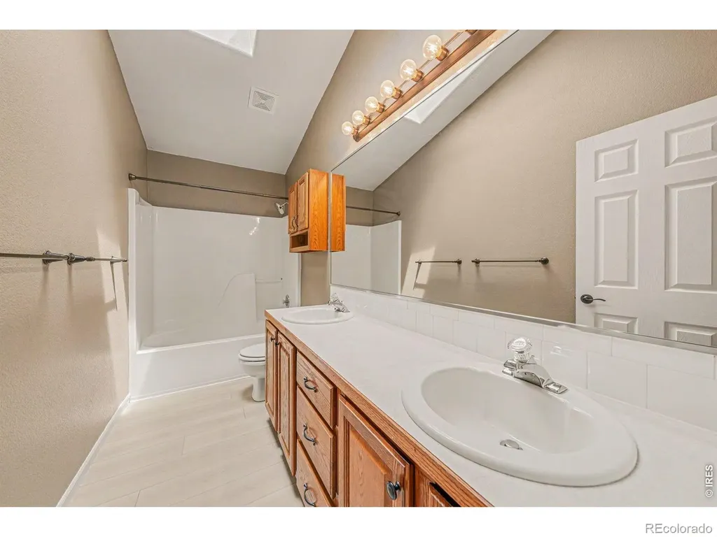 204 Pelican Cove Windsor CO 80550