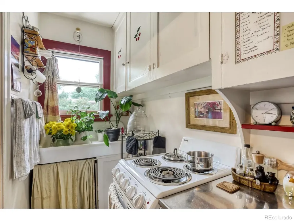 805 Bowen Street Longmont CO 80501