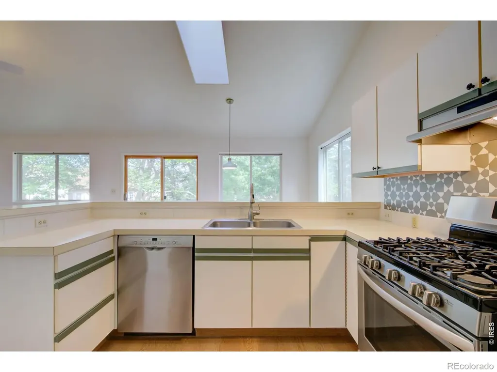 213 Welch Drive Lyons CO 80540