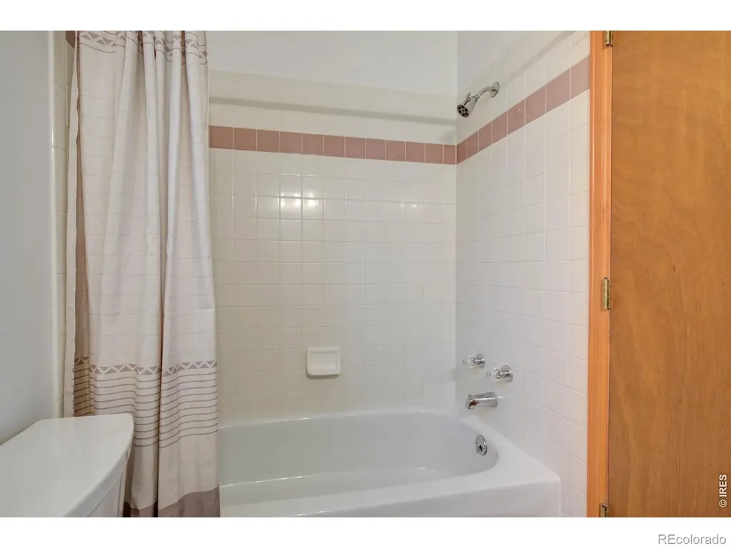 213 Welch Drive Lyons CO 80540