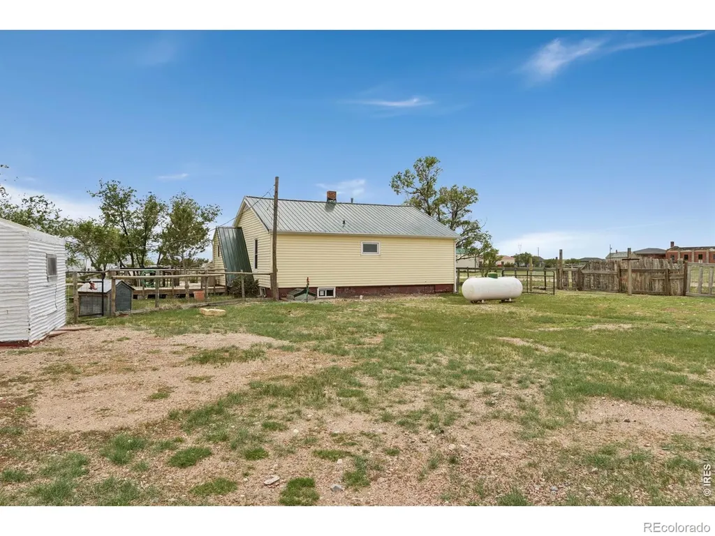9495 Warner Avenue Carr CO 80612