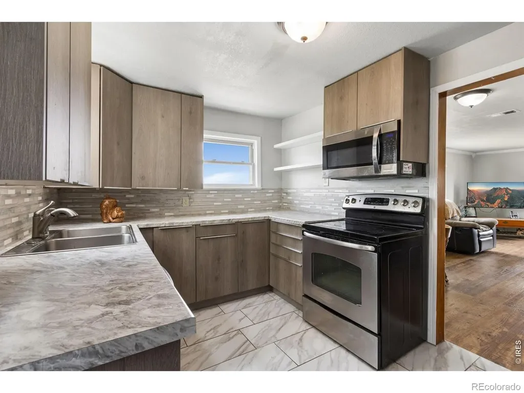 9495 Warner Avenue Carr CO 80612