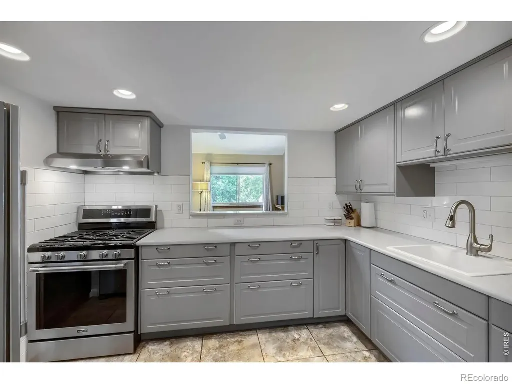 2961 Eagle Way Boulder CO 80301