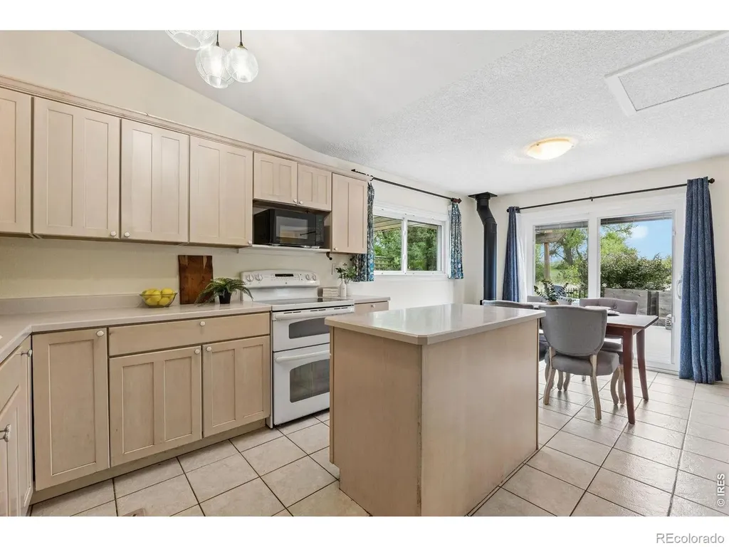 352 S Jefferson Avenue Louisville CO 80027