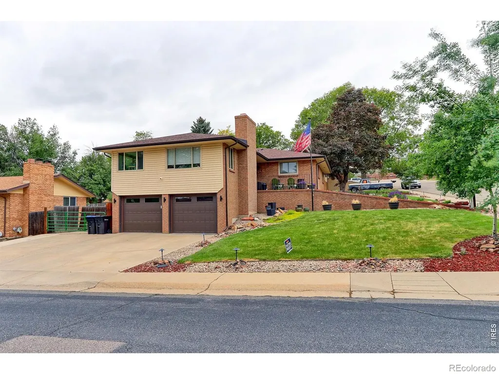 8118 W 69th Way Arvada CO 80004