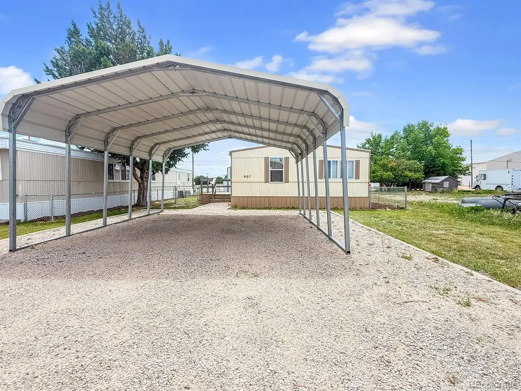 901-907 Phelps Street Sterling CO 80751
