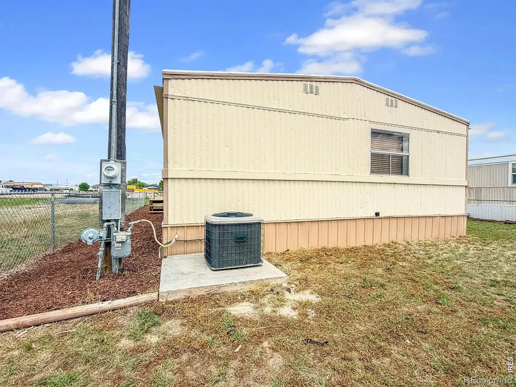 901-907 Phelps Street Sterling CO 80751