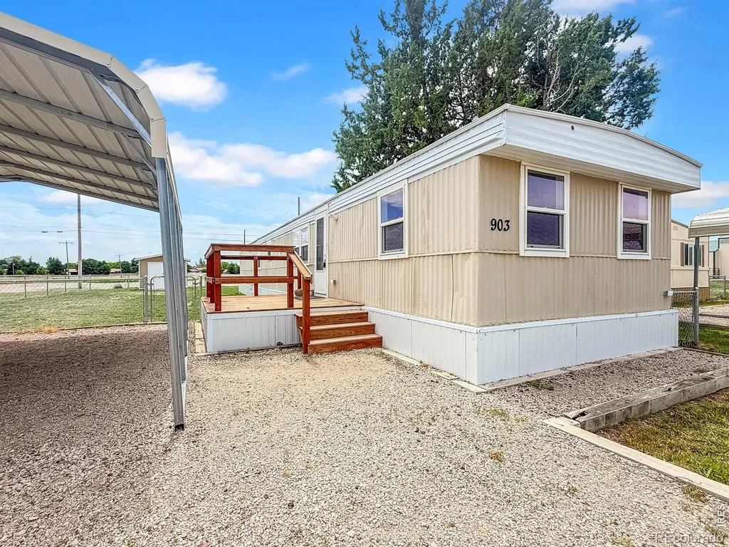 901-907 Phelps Street Sterling CO 80751