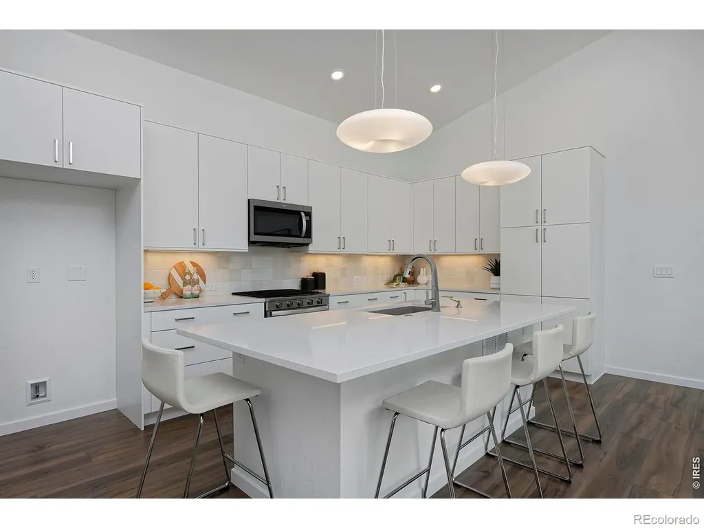 729 Kubat Lane Longmont CO 80503