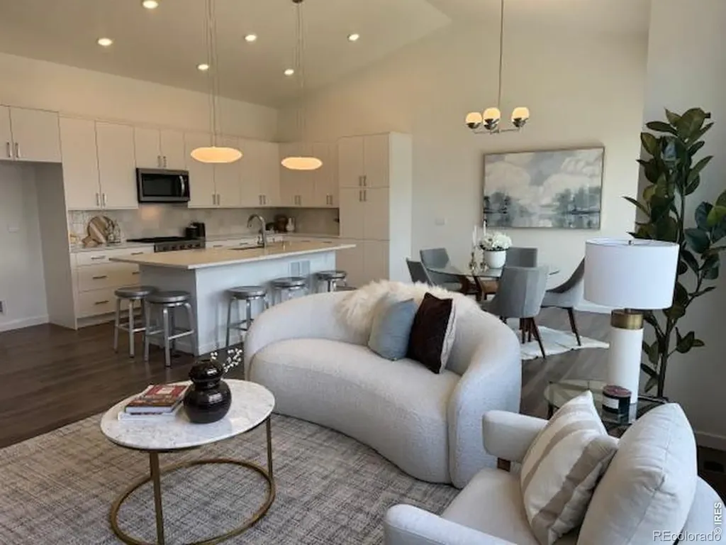 729 Kubat Lane Longmont CO 80503