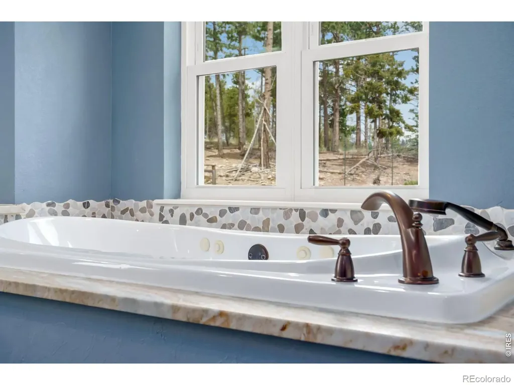 2051 Stove Prairie Road Bellvue CO 80512