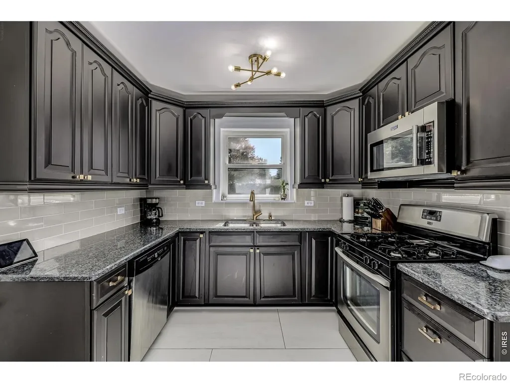 3015 E Mississippi Avenue Denver CO 80210