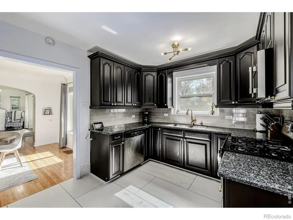 3015 E Mississippi Avenue Denver CO 80210