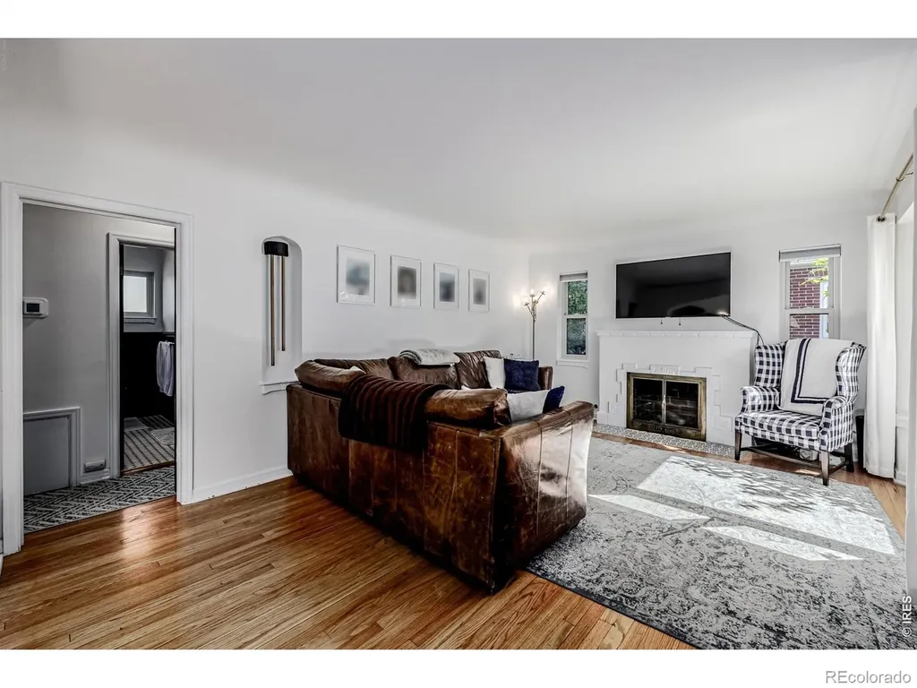 3015 E Mississippi Avenue Denver CO 80210