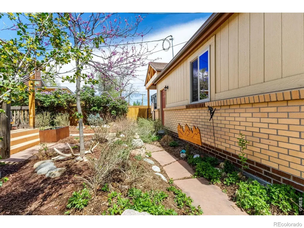 1286 Forest Street Denver CO 80220
