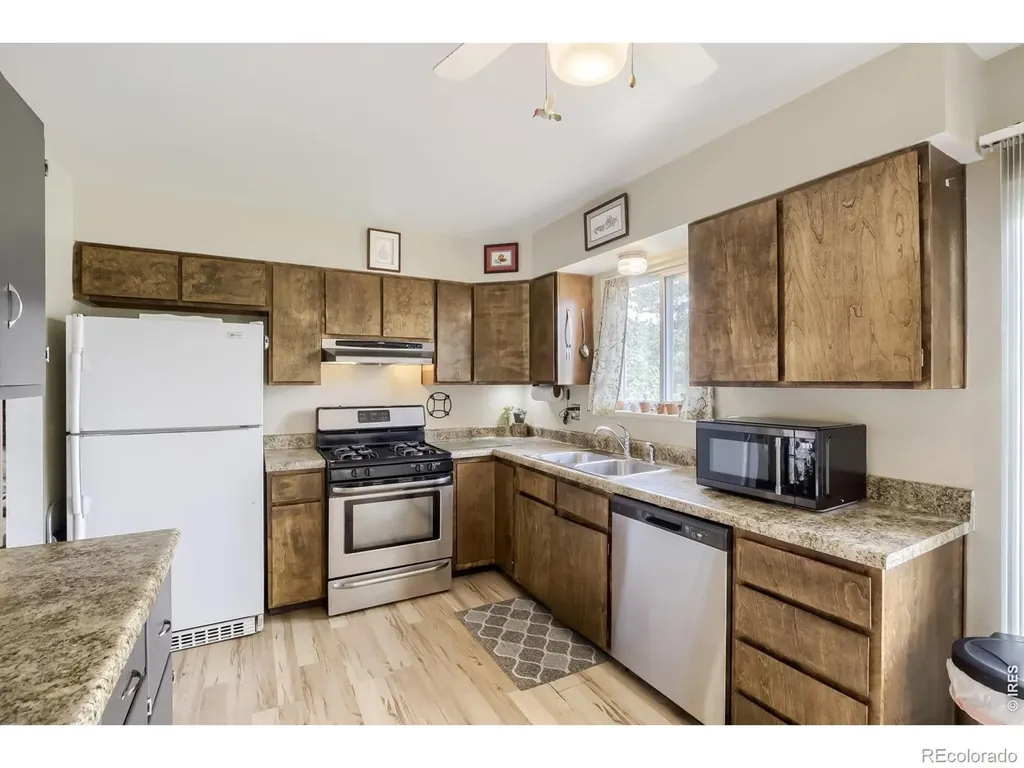 417 Clover Lane Fort Collins CO 80521