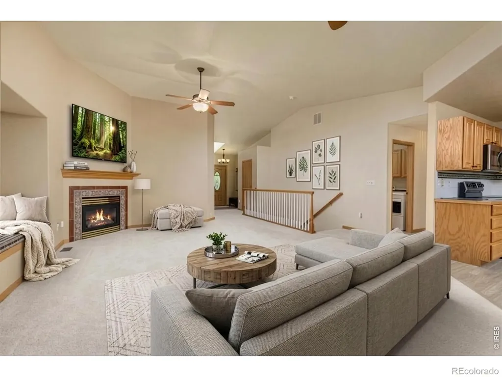 2517 Falcon Drive Longmont CO 80503