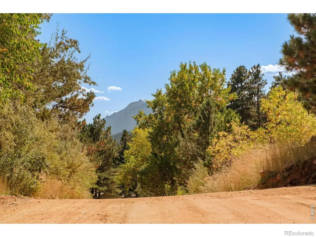 6365 Red Hill Road Boulder CO 80302
