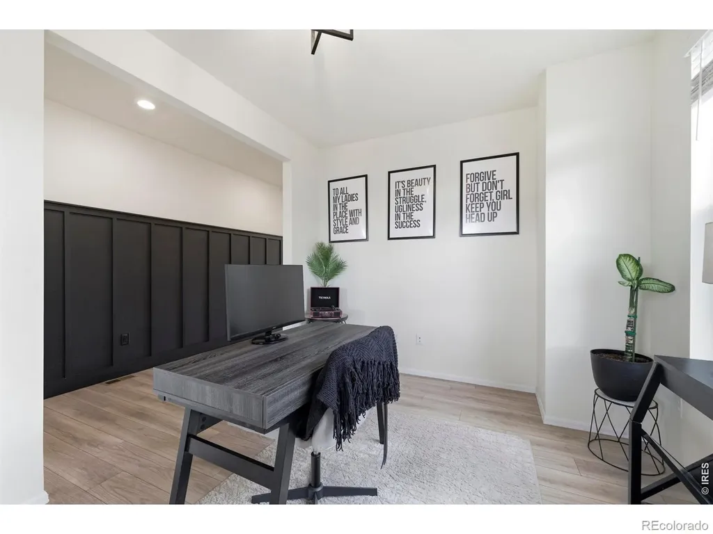 562 Vicot Way Fort Collins CO 80524