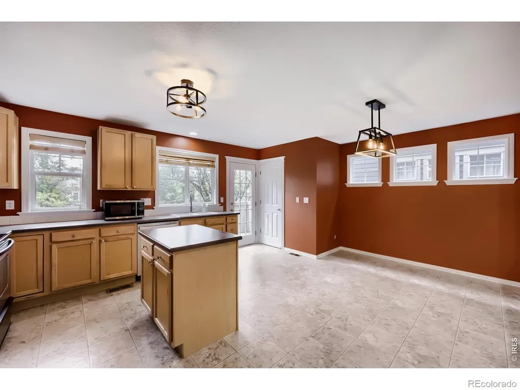 9493 Longs Peak Drive Commerce City CO 80640