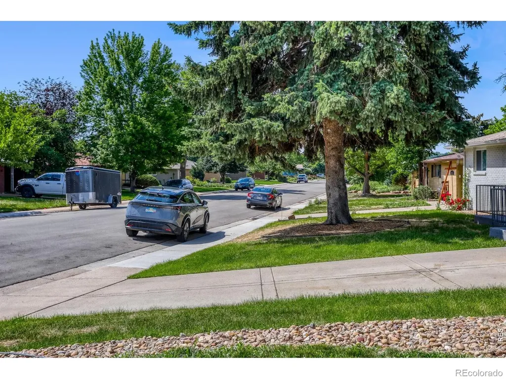 1251 Sumner Street Longmont CO 80501