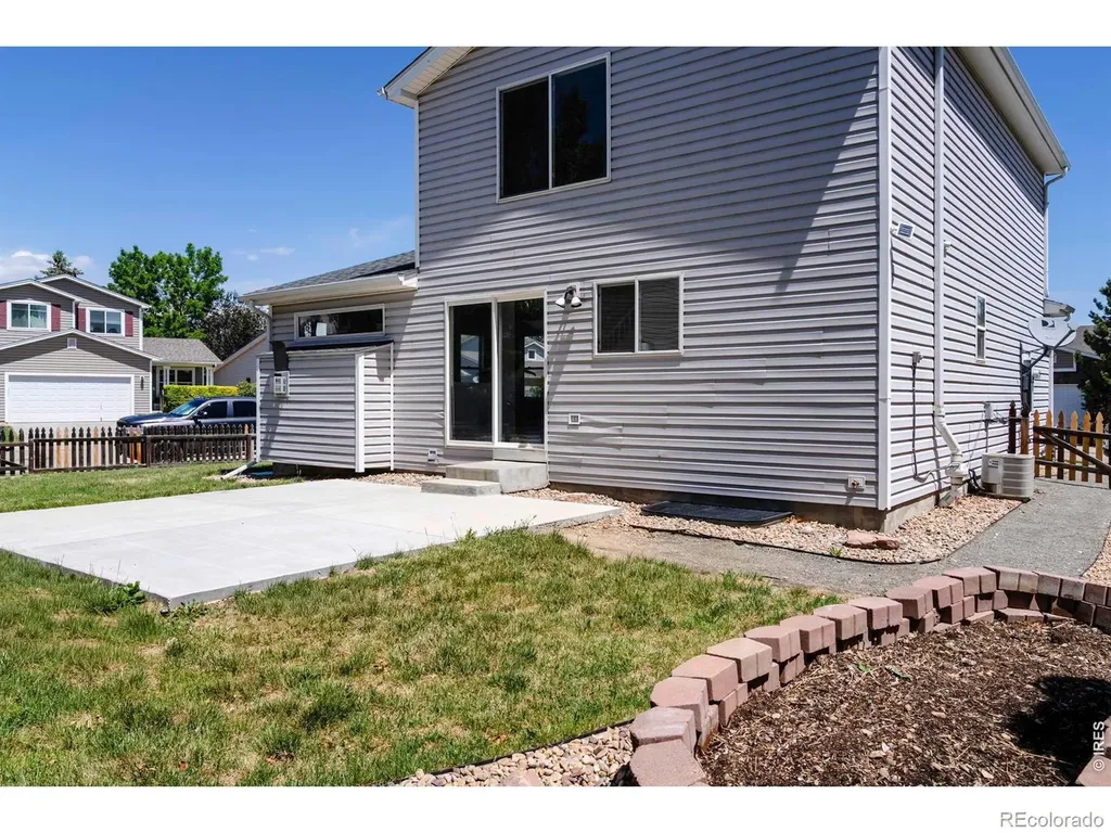 1327 Wilkerson Way Longmont CO 80504