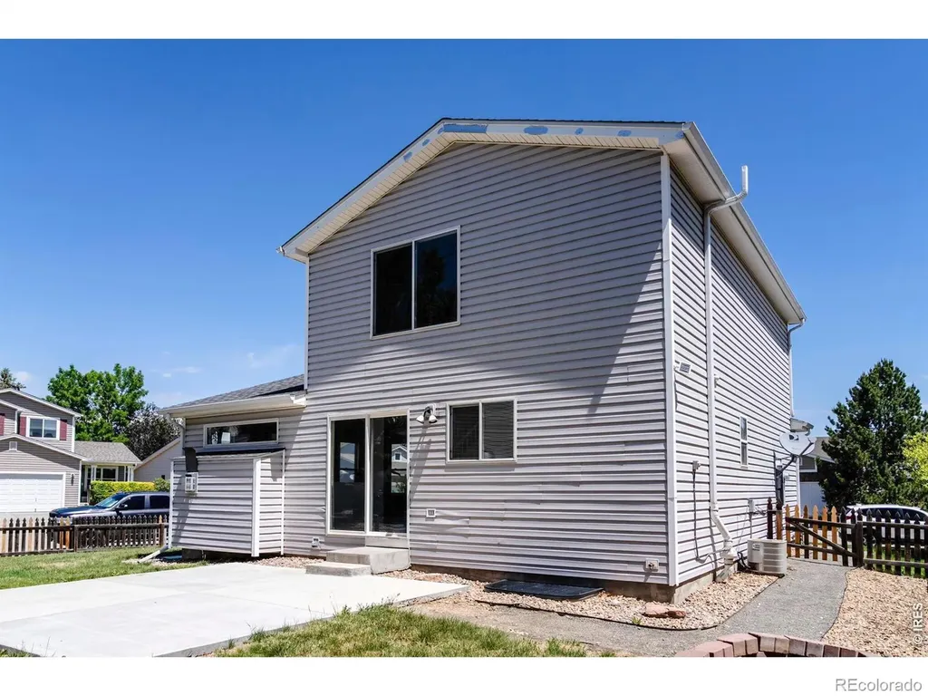 1327 Wilkerson Way Longmont CO 80504