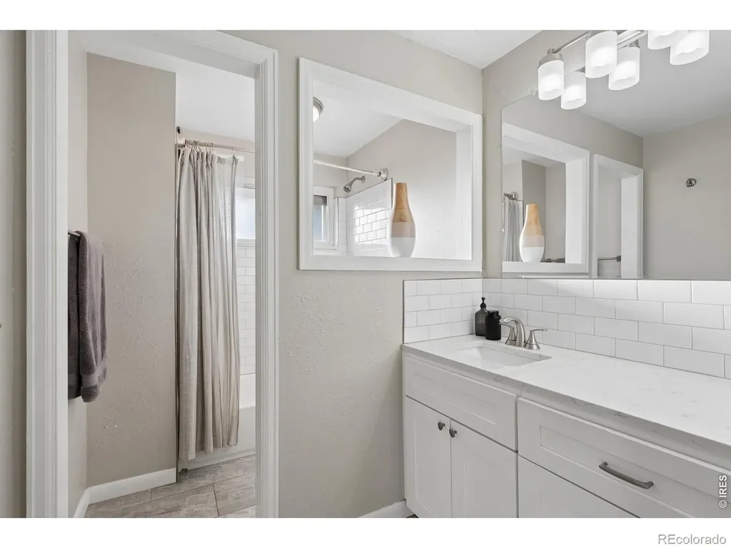 3148 E Maplewood Avenue E Centennial CO 80121