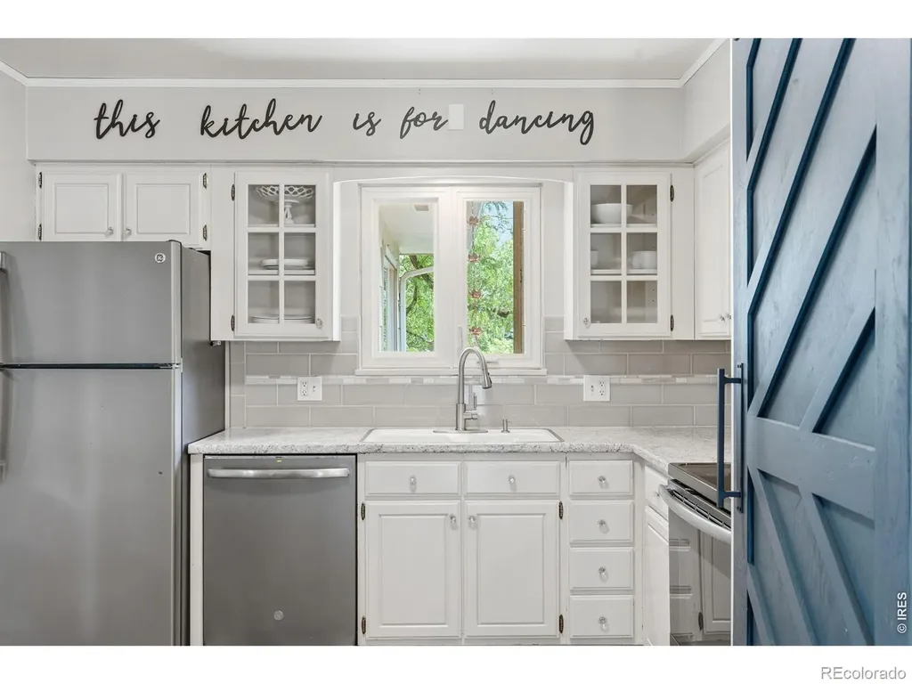 2930 Alamosa Court Loveland CO 80538