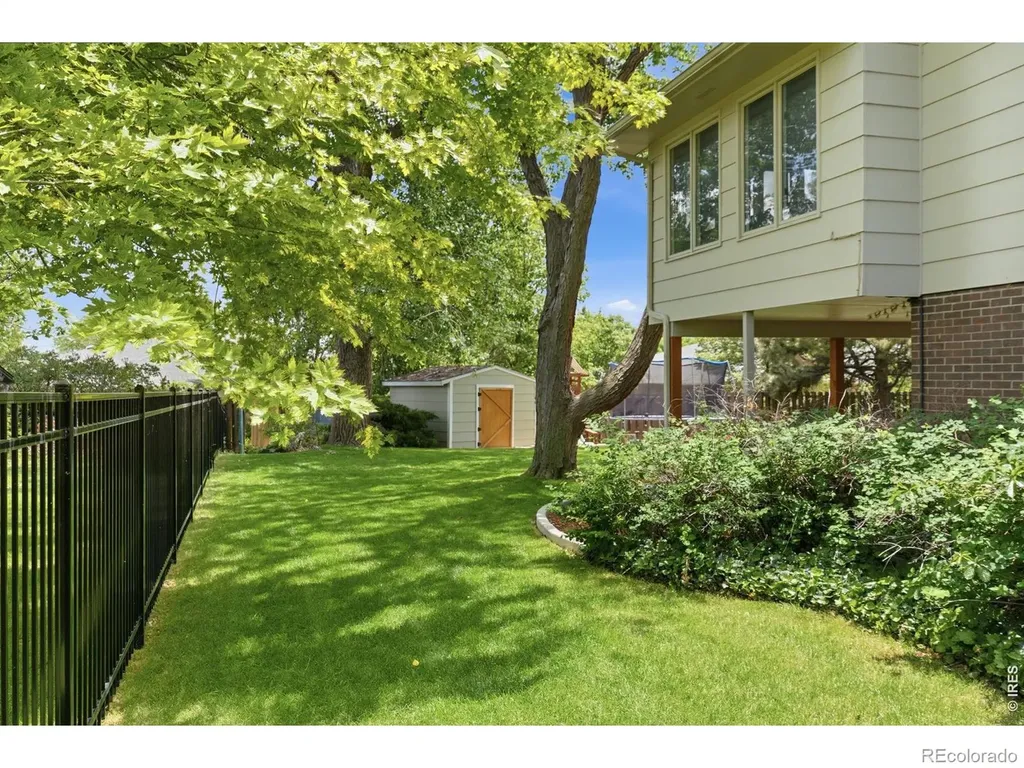 2930 Alamosa Court Loveland CO 80538