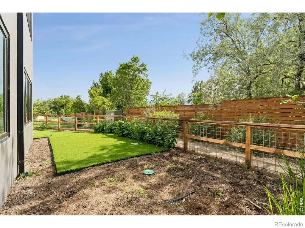 3261 Airport Road Boulder CO 80301